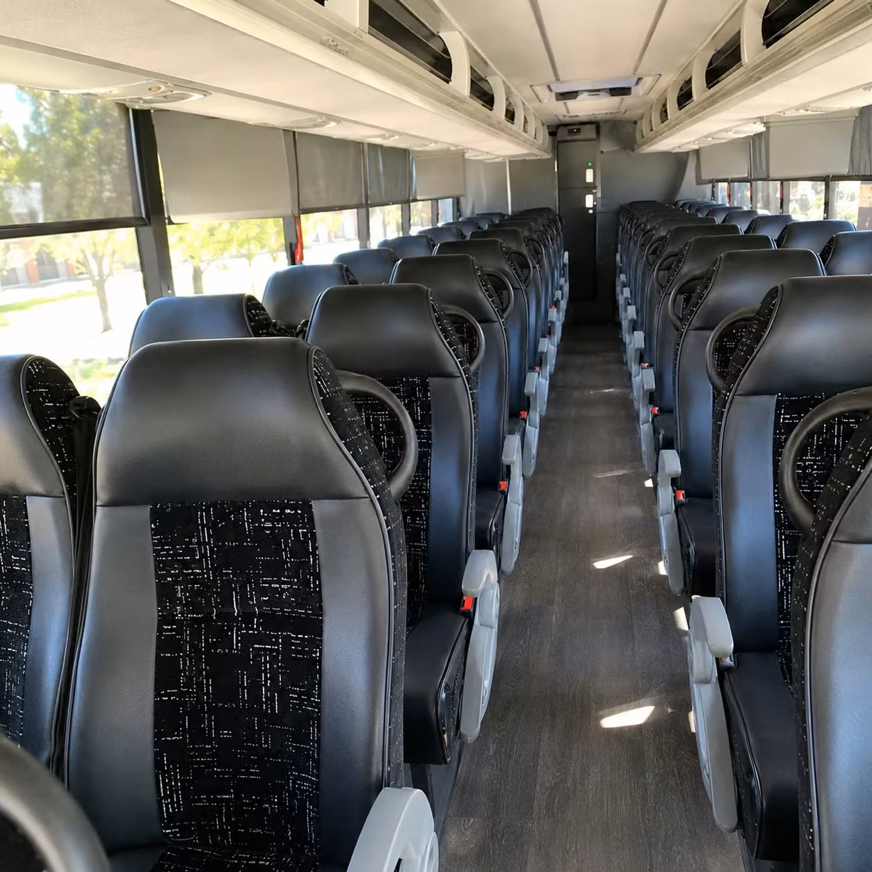 hamilton charter bus hero 2