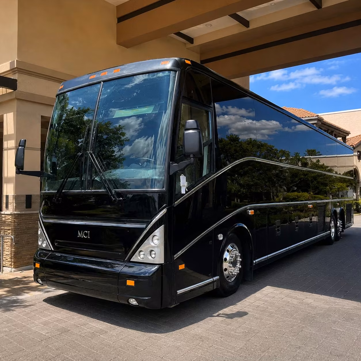 wedding shuttle services transportation in hamilton